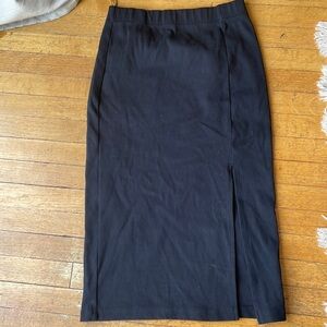 Straight black skirt